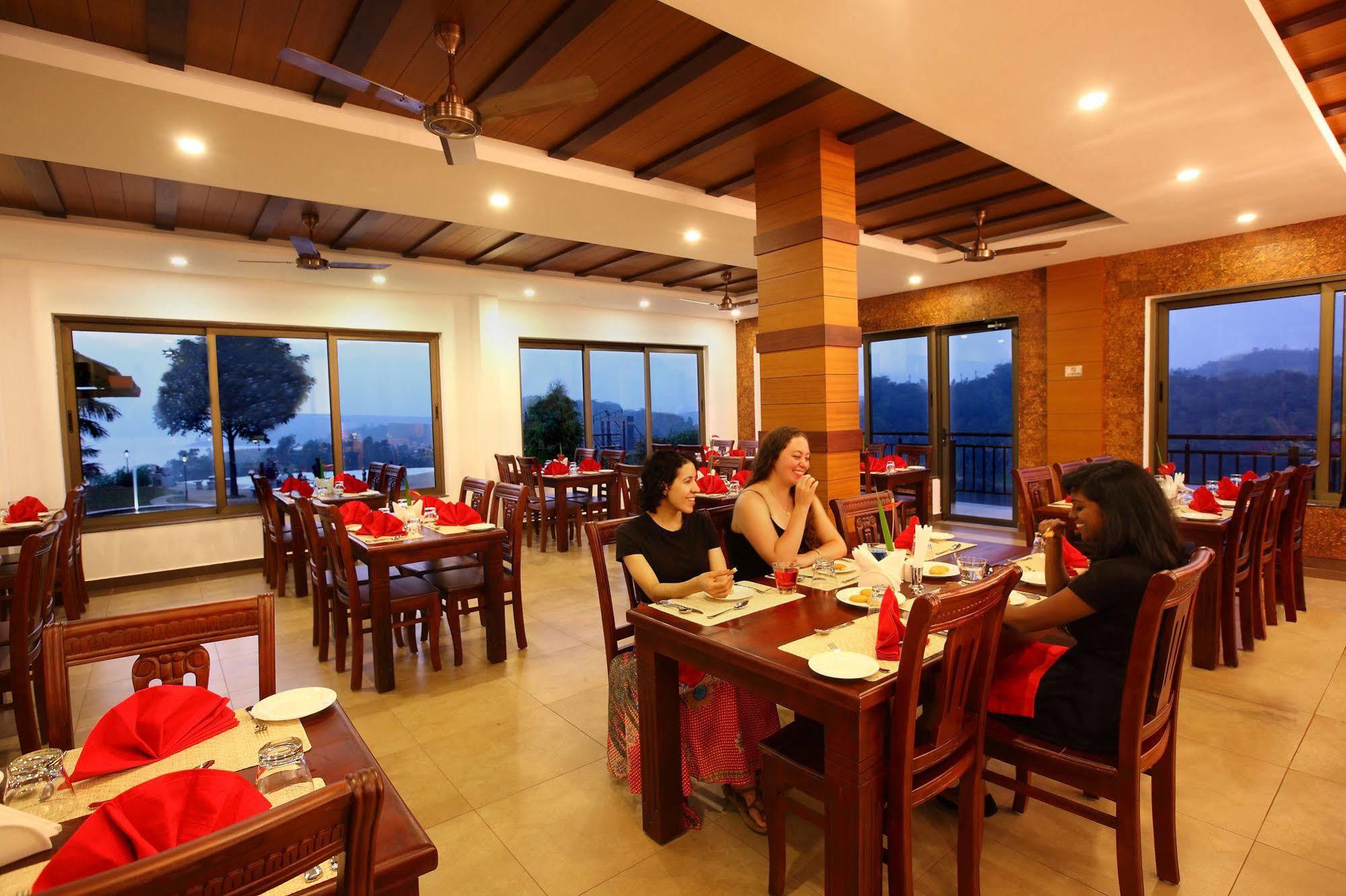 Arayal Resort-A Unit Of Sharoy Resort Tariyod Kültér fotó